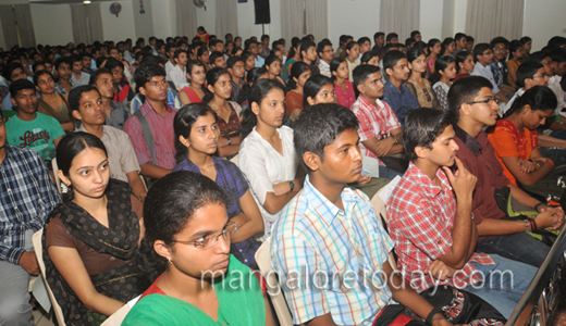 World Konkani Centre awards scholarships worth Rs 2.5 crore